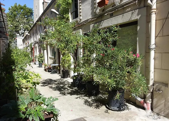 Cité Pilleux - Cozy Apartment in a private lane Paris